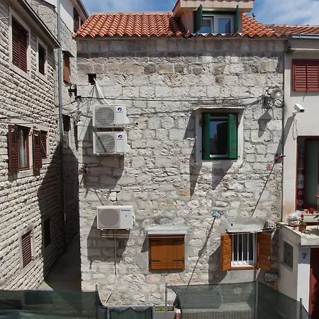 Apartments&rooms Petra 3* Split