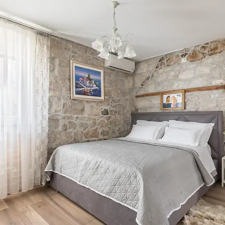 Apartments&rooms Petra Gasthuis Split