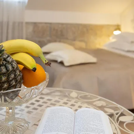 Apartments&rooms Petra Gasthuis Split