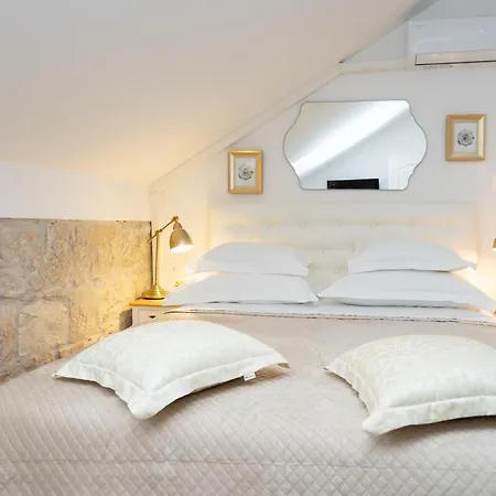 Apartments&rooms Petra Gasthuis Split