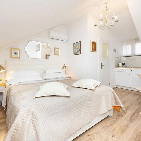 佩特拉公寓和客房旅馆 3*