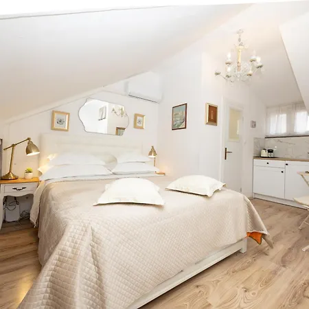 佩特拉公寓和客房旅馆